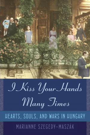 Cover of the book I Kiss Your Hands Many Times by Lauren Redniss