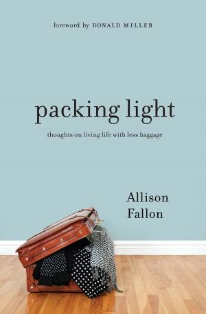 Book cover of Packing Light