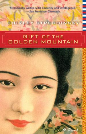 Cover of the book Gift of the Golden Mountain by Peter A. Huchthausen, Alexandre Sheldon-Duplaix