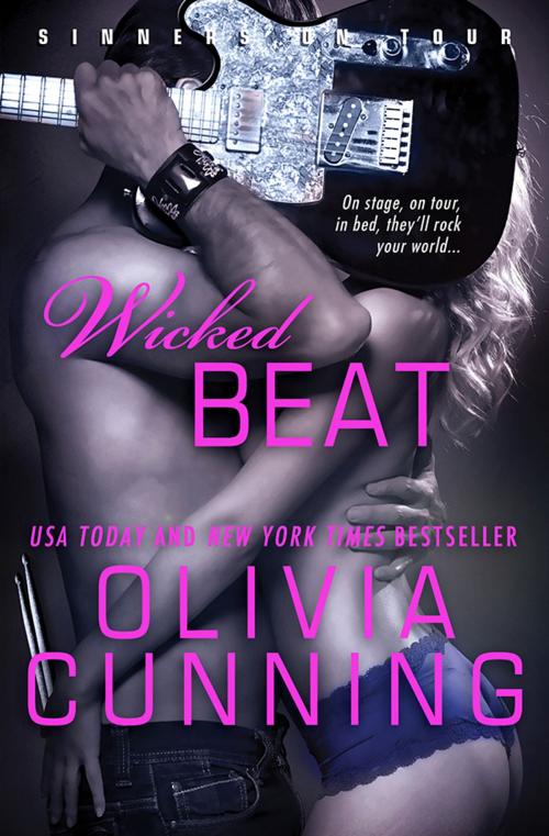 Cover of the book Wicked Beat by Olivia Cunning, Sourcebooks