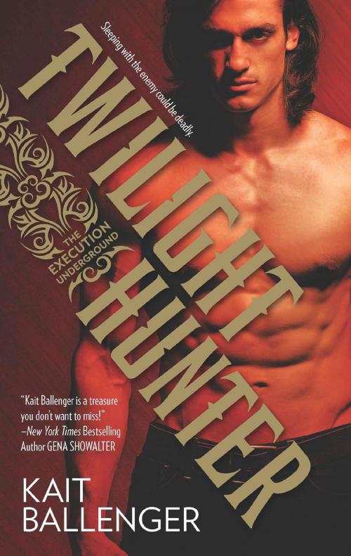 Cover of the book Twilight Hunter by Kait Ballenger, HQN Books
