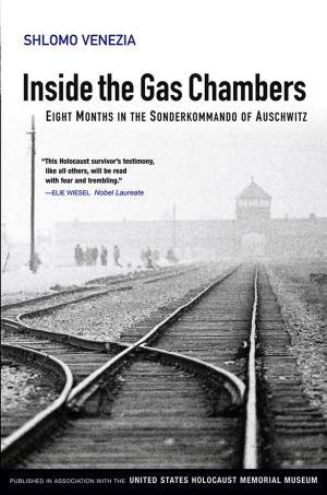Book cover of Inside the Gas Chambers