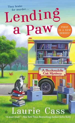 Cover of the book Lending a Paw by Lynn Viehl
