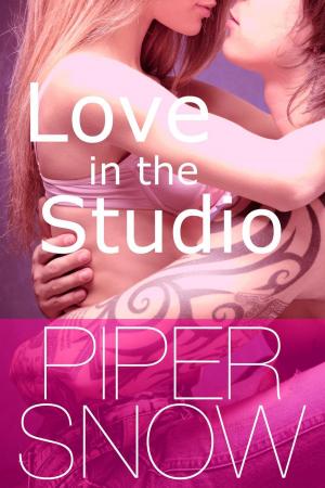 Cover of the book Love in the Studio by Ashlynn Aimes