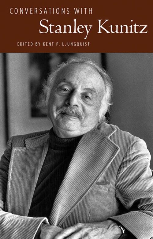 Cover of the book Conversations with Stanley Kunitz by , University Press of Mississippi