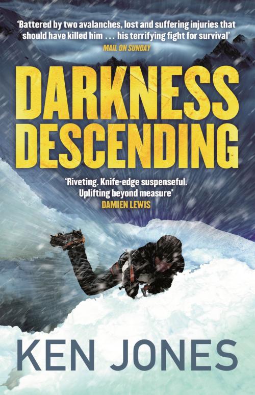Cover of the book Darkness Descending by Ken Jones, Quercus Publishing