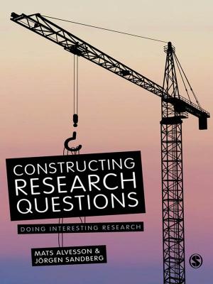 Cover of the book Constructing Research Questions by Mr Phil Lapworth, Charlotte Sills