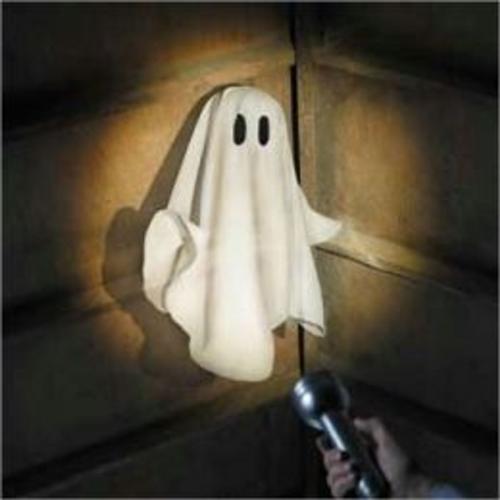 Cover of the book A Quick and Easy Guide on How to Get Rid of Ghosts by Kelvin Floyd, Axel Publishing