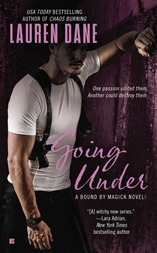 Cover of the book Going Under by Lauren Dane, Penguin Publishing Group