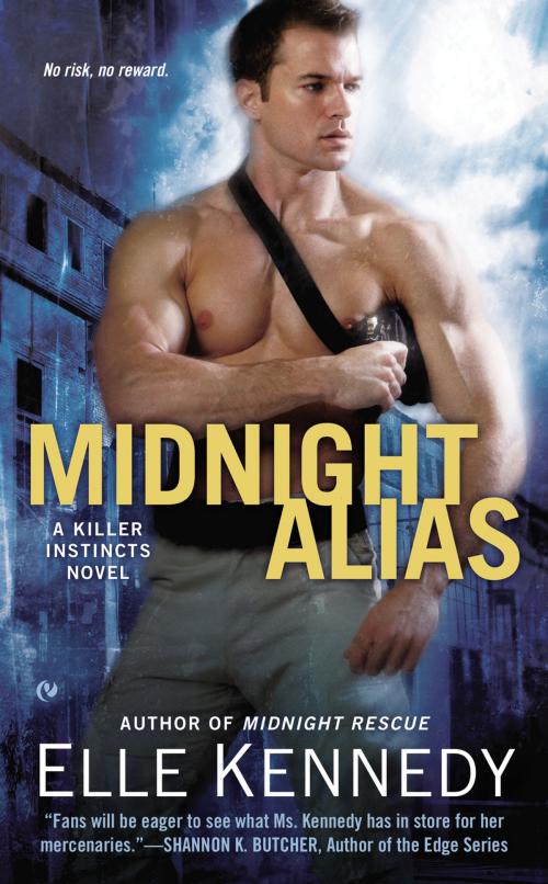 Cover of the book Midnight Alias by Elle Kennedy, Penguin Publishing Group