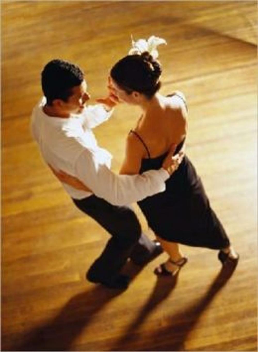 Big bigCover of The Essential Guide To Ballroom Dancing For Beginners