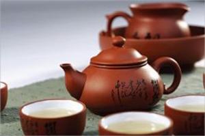 bigCover of the book Chinese Tea: A Guide to the History of Chinese Tea and How it is Used to Treat Several Ailments by 