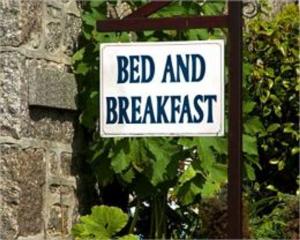 Book cover of 50 Incredibly Romantic Bed & Breakfasts Across The US