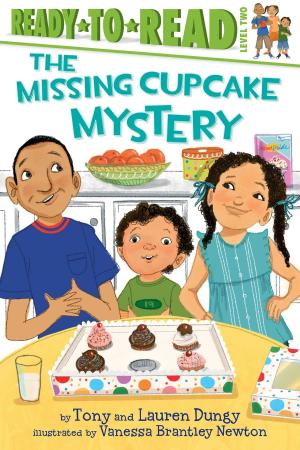 Cover of the book The Missing Cupcake Mystery by David Milgrim