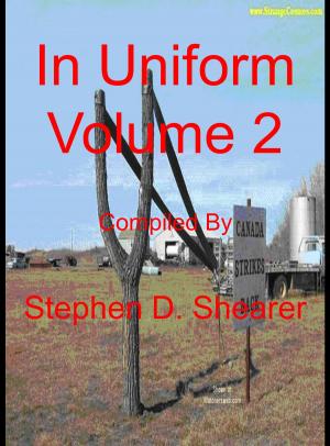 Cover of the book In Uniform Volume 2 by Sandy Altieri