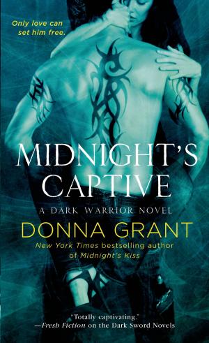 Cover of the book Midnight's Captive by Alexandra Hawkins