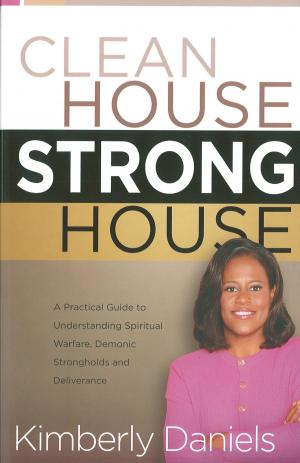 Cover of the book Clean House, Strong House by Janet Maccaro, PhD, CNC