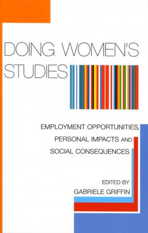 Cover of the book Doing Women's Studies by David Roberts