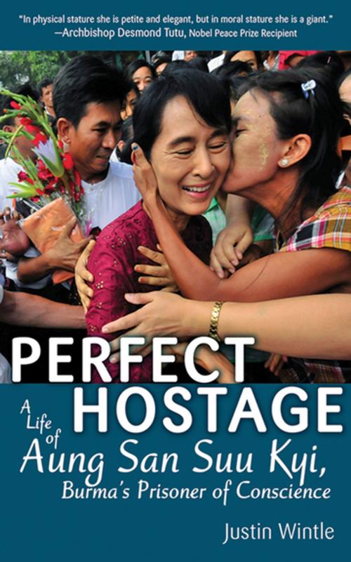 Cover of the book Perfect Hostage by Justin Wintle, Skyhorse Publishing