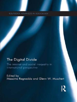 Cover of the book The Digital Divide by Jen Allen, Michele Murray, Kelli Simmons