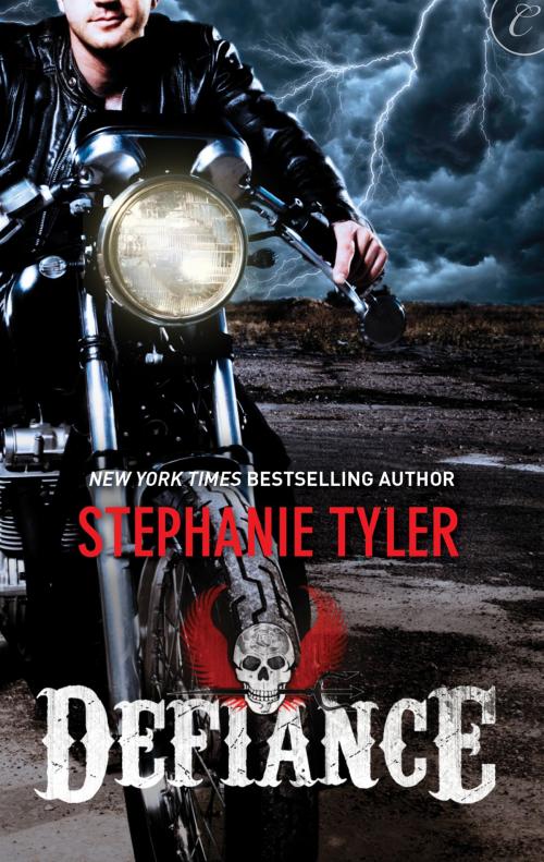 Cover of the book Defiance by Stephanie Tyler, Carina Press