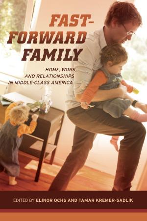 Cover of the book Fast-Forward Family by Lawrence Mark Elbroch, Michael Kresky, Jonah Evans
