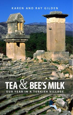 Book cover of Tea & Bee's Milk