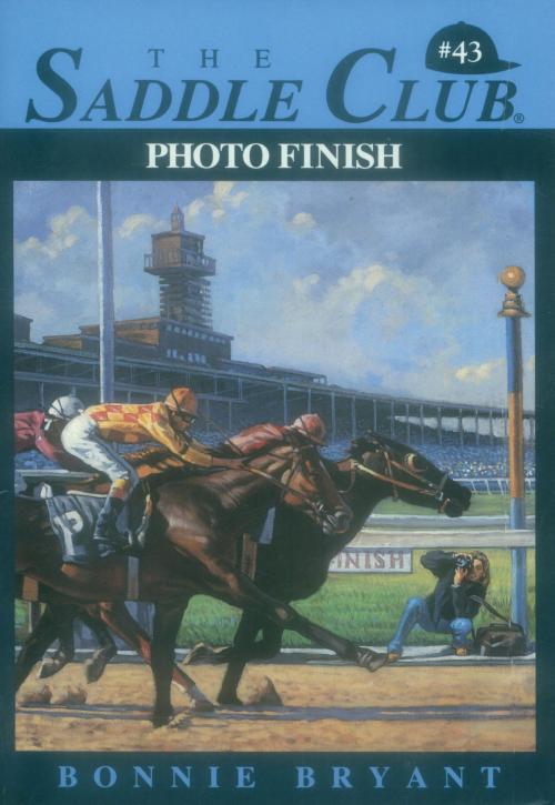 Cover of the book Photo Finish by Bonnie Bryant, Random House Children's Books