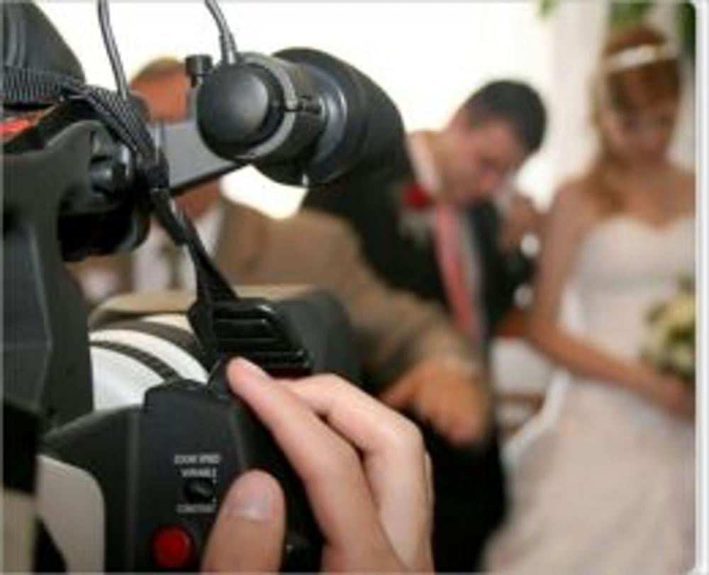 Big bigCover of The Essential Guide to Becoming a Wedding Videographer