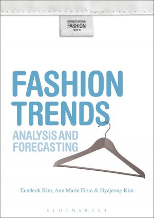 Book cover of Fashion Trends