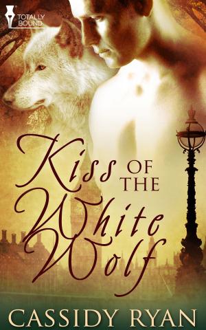 Cover of the book Kiss of the White Wolf by Desiree Holt