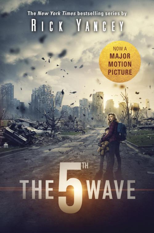 Cover of the book The 5th Wave by Rick Yancey, Penguin Young Readers Group