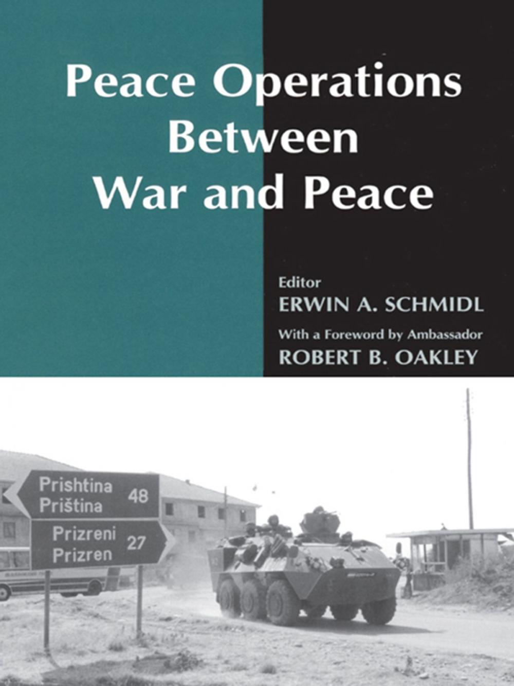 Big bigCover of Peace Operations Between War and Peace