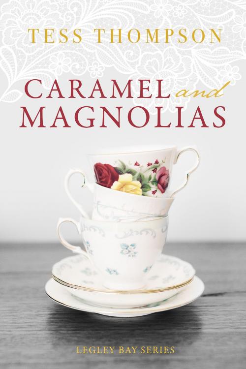 Cover of the book Caramel and Magnolias by Tess Thompson, 4kids5cats Editions