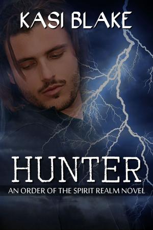 Cover of the book Hunter by K.M. Robinson