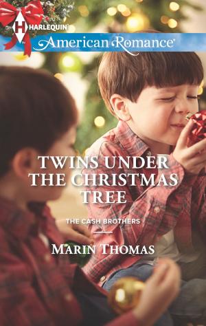 Cover of the book Twins Under the Christmas Tree by S.M. Breathitt
