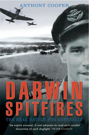 Cover of the book Darwin Spitfires by Malcolm Smith