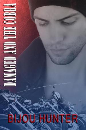 Cover of the book Damaged and the Cobra by Bijou Hunter