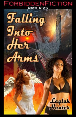 Cover of the book Falling Into Her Arms by Kailin Morgan
