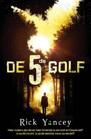 Cover of the book De vijfde golf by Carina van Leeuwen