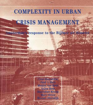 Cover of the book Complexity in Urban Crisis Management by Heinrich Boll