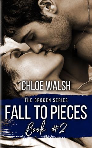 Book cover of Fall To Pieces