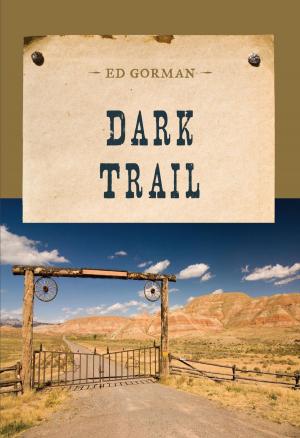 Book cover of Dark Trail