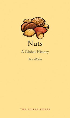 Cover of the book Nuts by Paul Hegarty