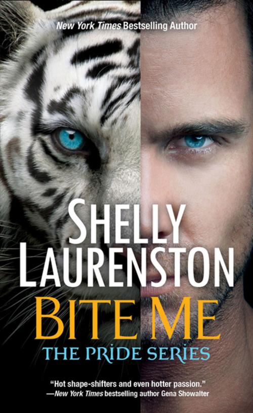 Cover of the book Bite Me by Shelly Laurenston, Kensington Books
