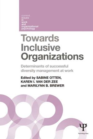 Cover of the book Towards Inclusive Organizations by Stephen Longrigg