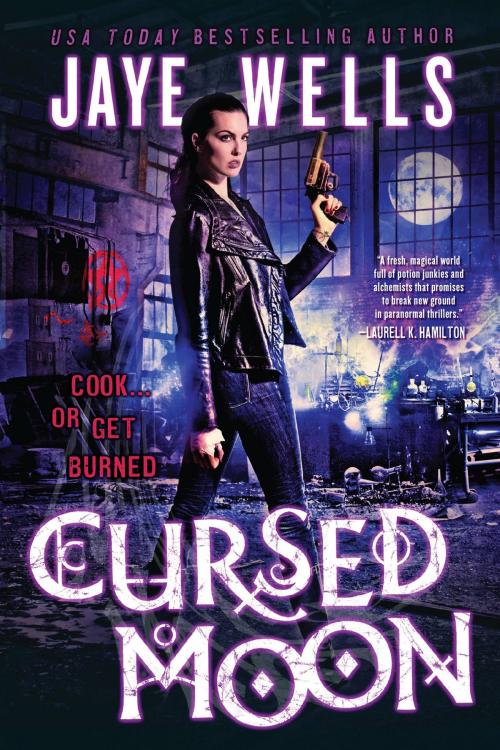 Cover of the book Cursed Moon by Jaye Wells, Orbit