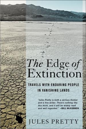 Cover of the book The Edge of Extinction by Michael A. McCarthy