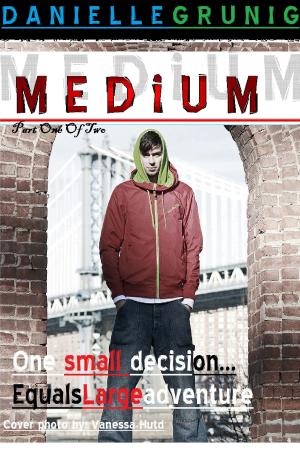 Cover of the book Medium-Part One Of Two by Raven Gregory, Joe Brusha, Ralph Tedesco