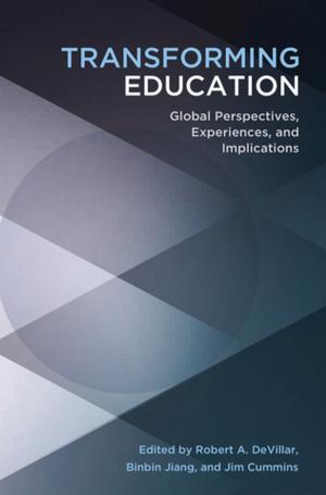 Cover of the book Transforming Education by Aneta Smolinska
